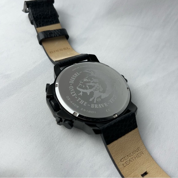 Diesel Deadeye Leather Chronograph Mens Watch DZ4409 - Picture 5 of 12